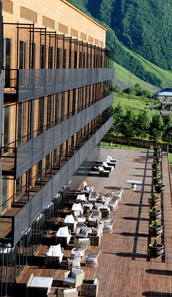 Hotel-In-Kazbegi16-596X1024